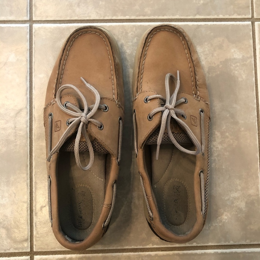 Women’s Tan Sperry’s